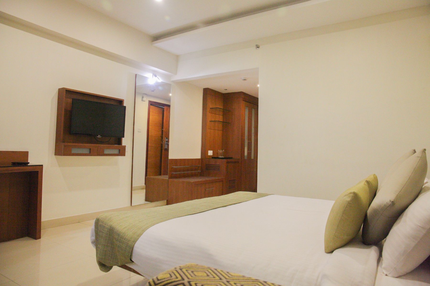 Chrysoberyl Hotel & Convention Centre Rubino The Premium Room 4