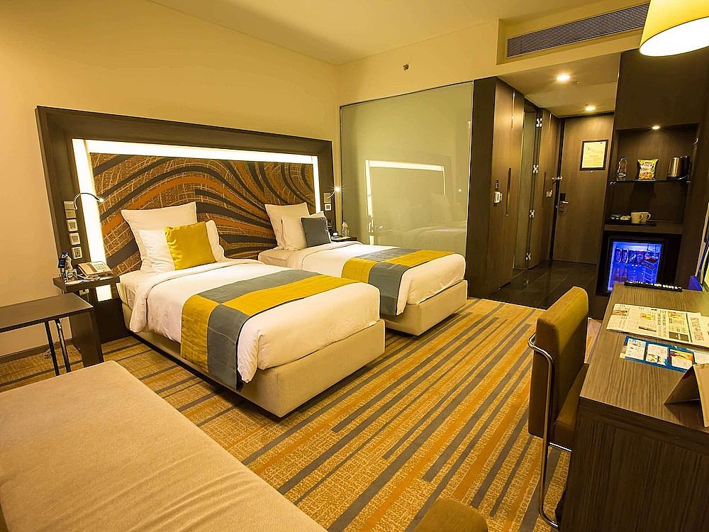 Novotel Kolkata Hotel & Residences Hotel Superior Twin Room, 1 Twin Bed 2