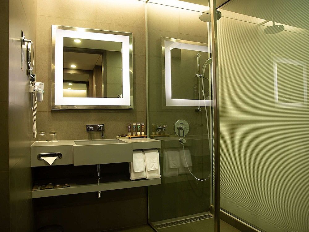 Novotel Kolkata Hotel & Residences Hotel Superior Twin Room, 1 Twin Bed 4