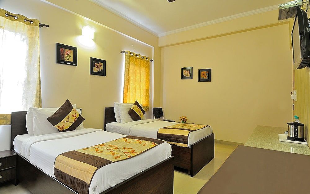 Hotel Persona International Deluxe Double Room 34