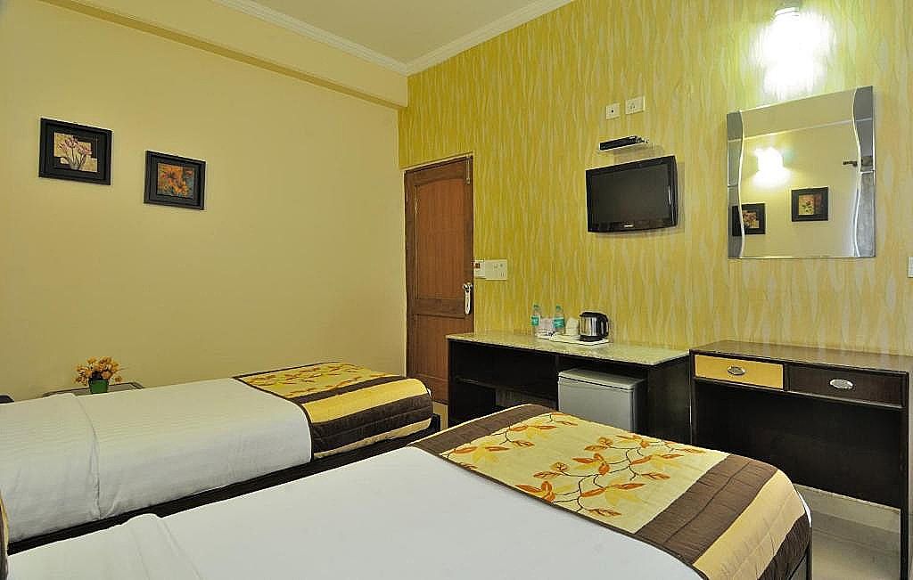Hotel Persona International Deluxe Double Room 5