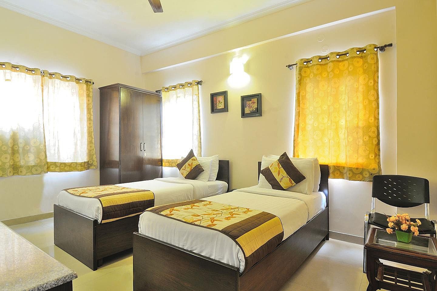 Hotel Persona International Deluxe Double Room 13