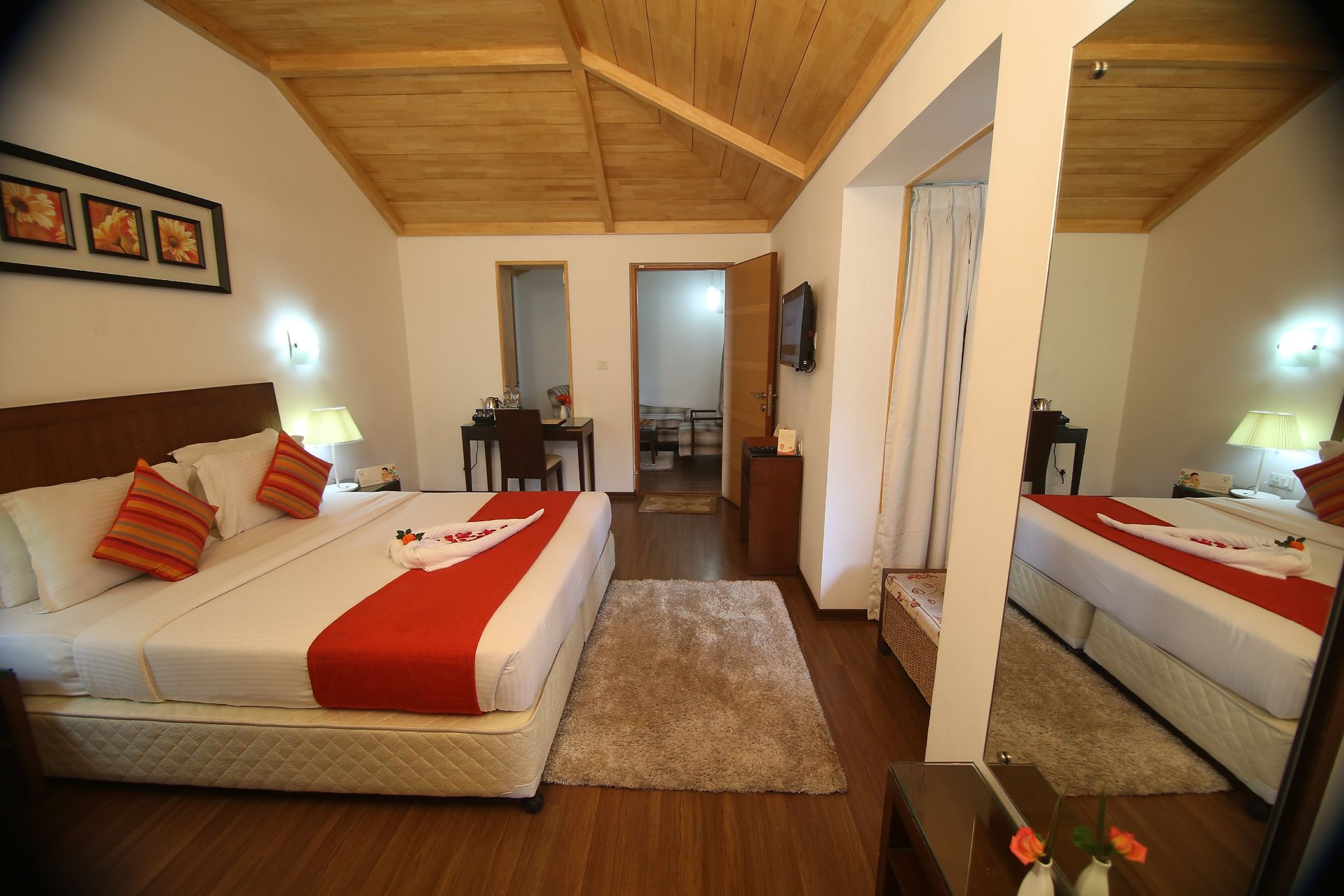 Le Poshe Resorts and Spa Premium Room 2