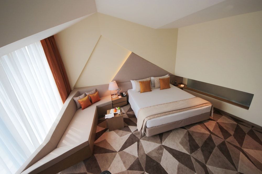 Vivanta New Delhi Dwarka Superior Room, 1 King Bed, City View (Charm)