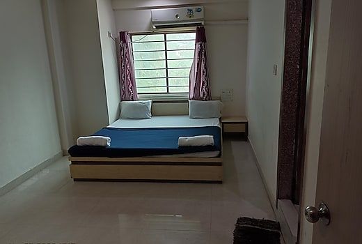 Room 4