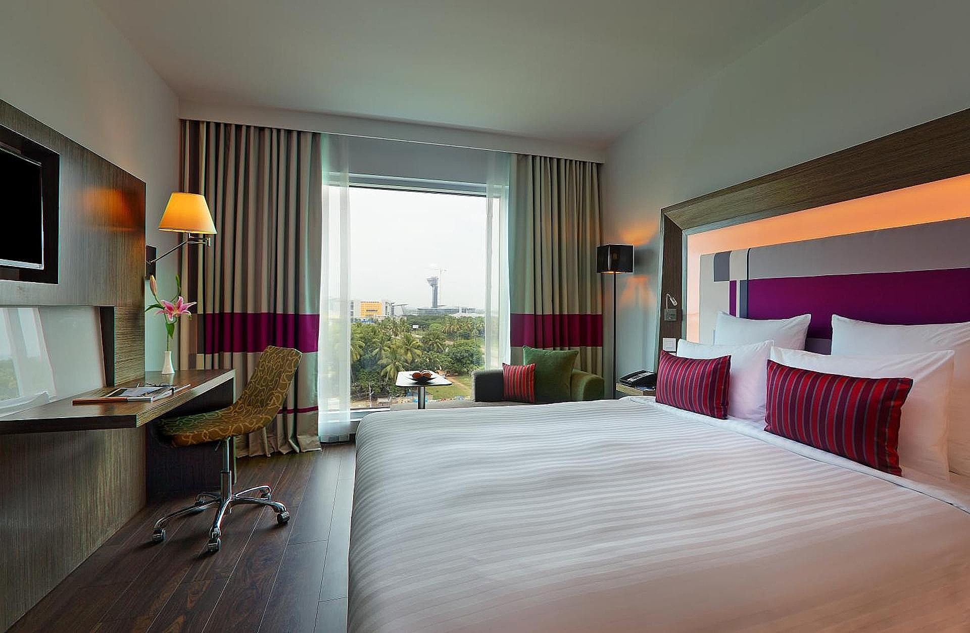 Novotel Chennai Sipcot Superior Room, 1 King Bed 4