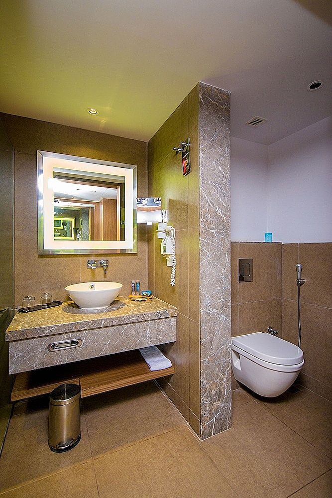 Novotel Chennai Sipcot Superior Room, 1 King Bed 9