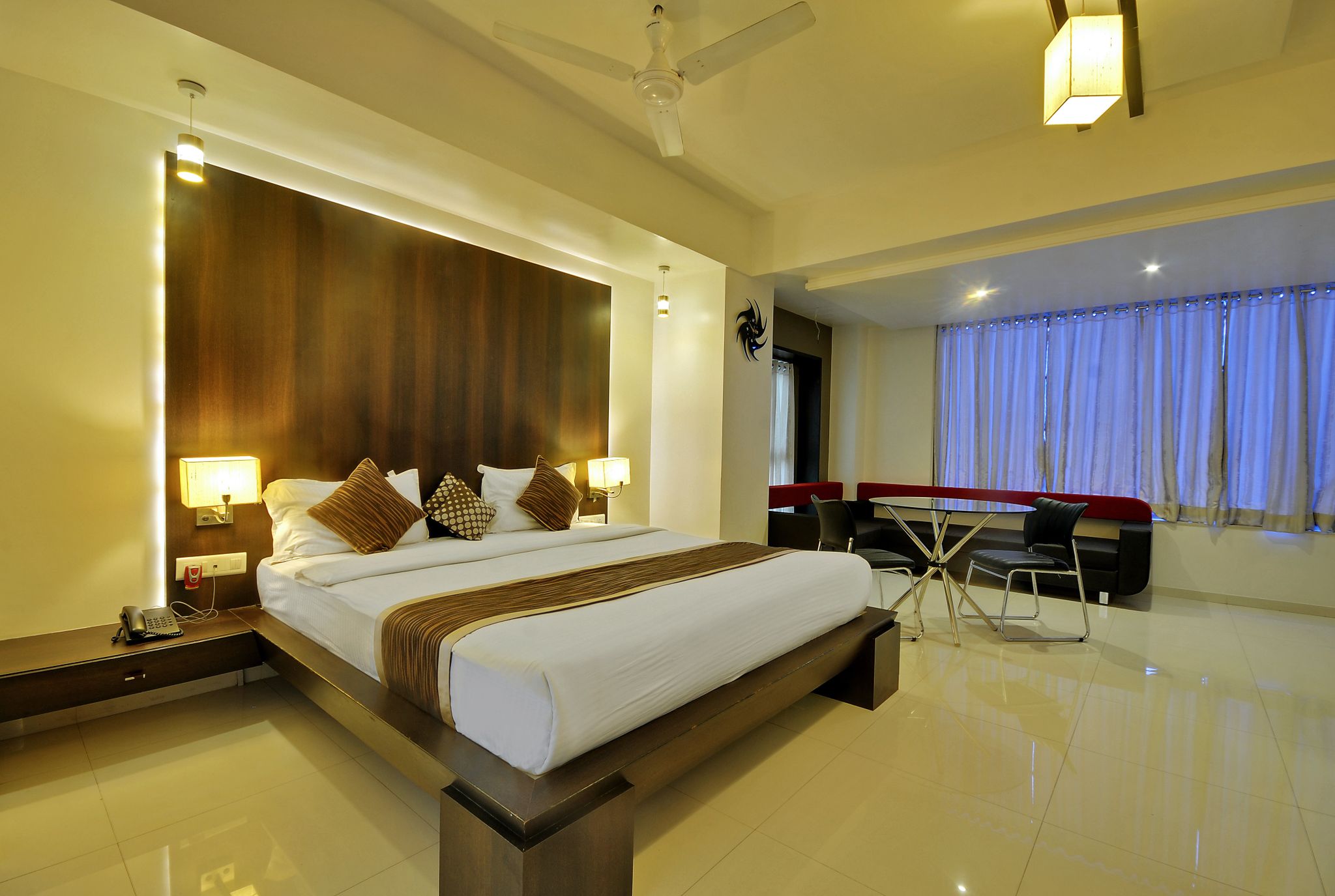 SUPERIOR DOUBLE BED AC