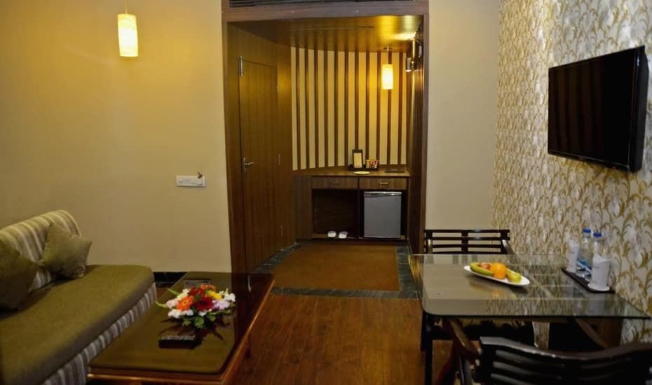 JINDAL REGENCY Deluxe Room with Garden View