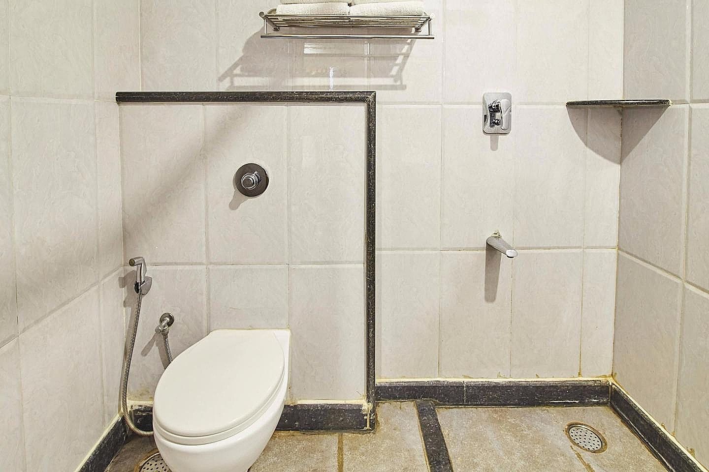 Kings Cross Residency Standard AC Room 14