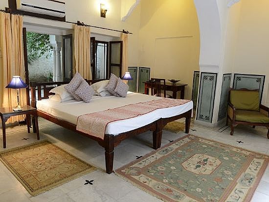 Diggi Palace - A City Center Hidden Heritage Gem Heritage Deluxe Room 3