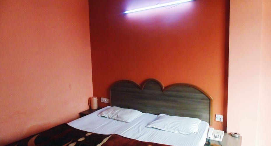 Deluxe Bedroom