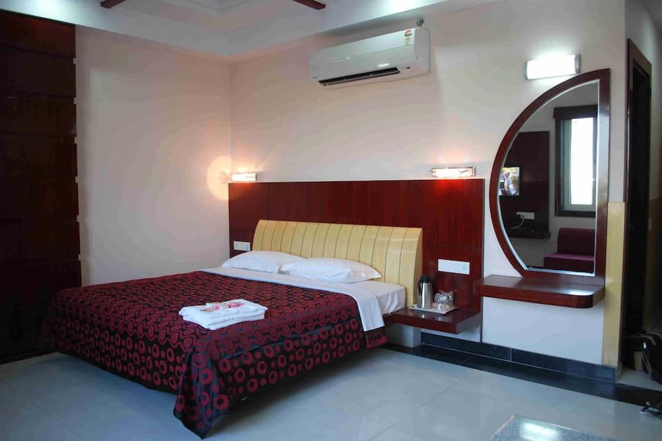 HOTEL MADHUSHREE Pearl 4