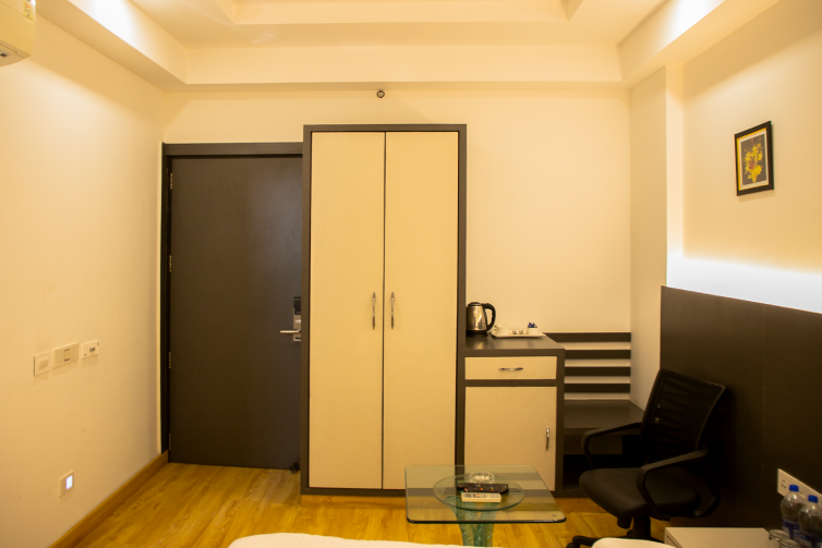 HOTEL MADHUSHREE Pearl 10