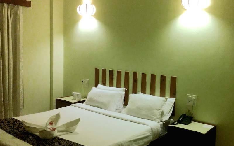 Cocohut Resort Deluxe Double Room