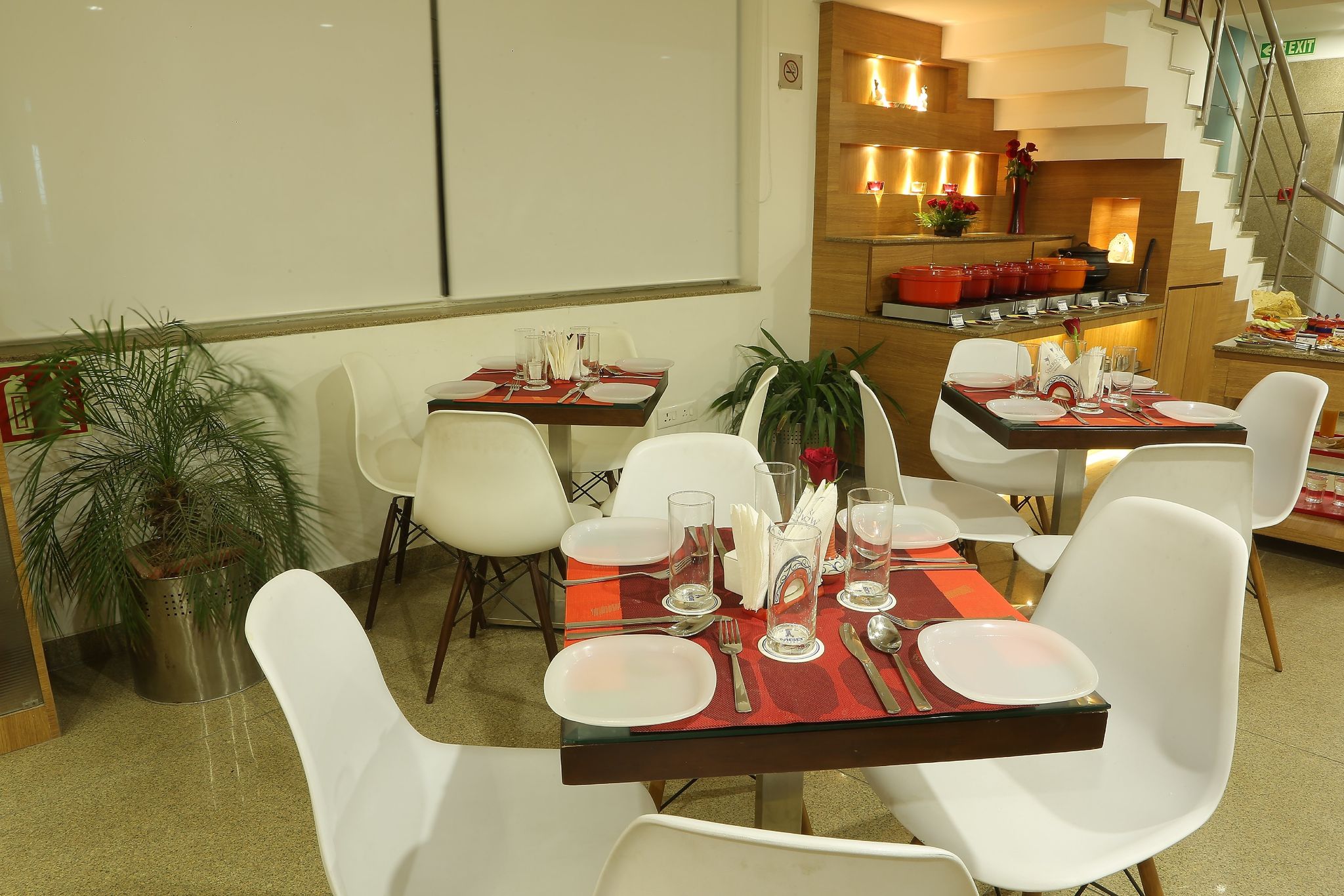 Food & Dining