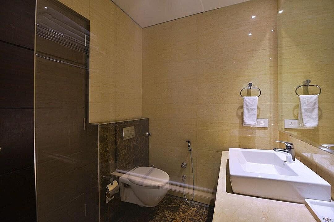 Hotel Parth Deluxe Room 3