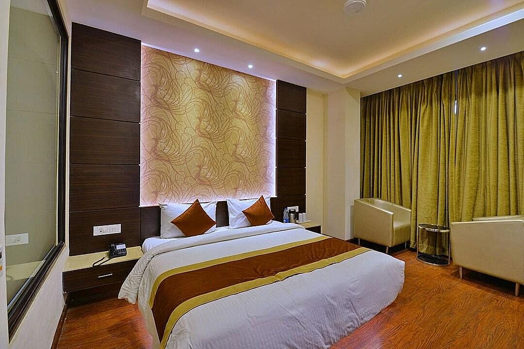 undefined Hotel Parth 5