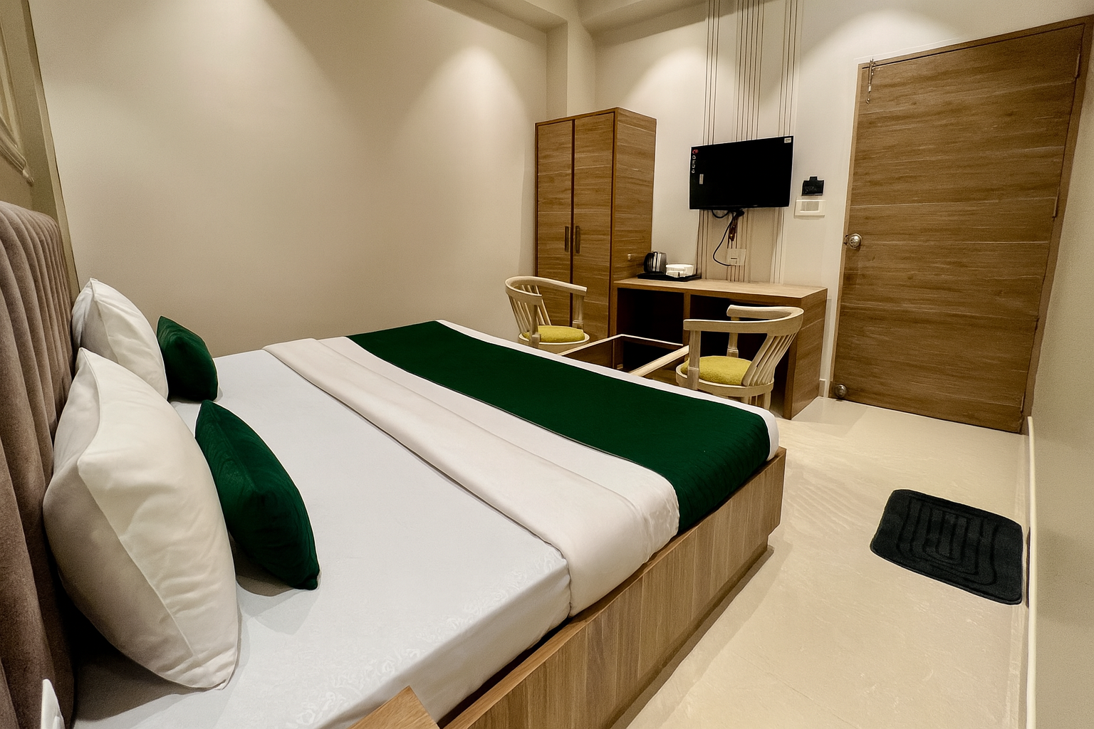 Hotel Citi Continental Standard Room  2