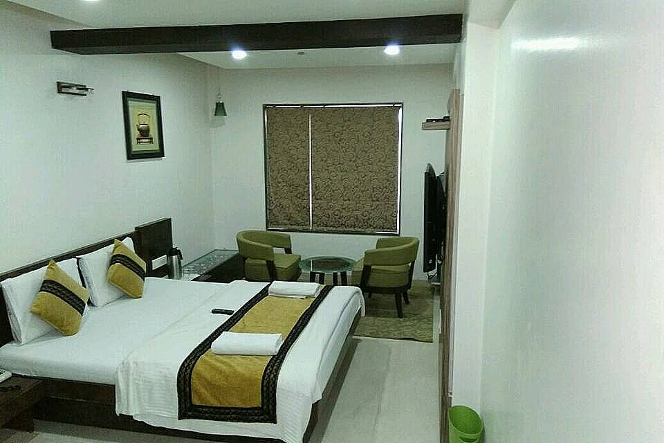 Hotel Kabir Deluxe  Room 7