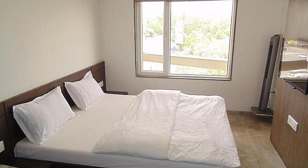 Hotel Kabir Deluxe  Room 4