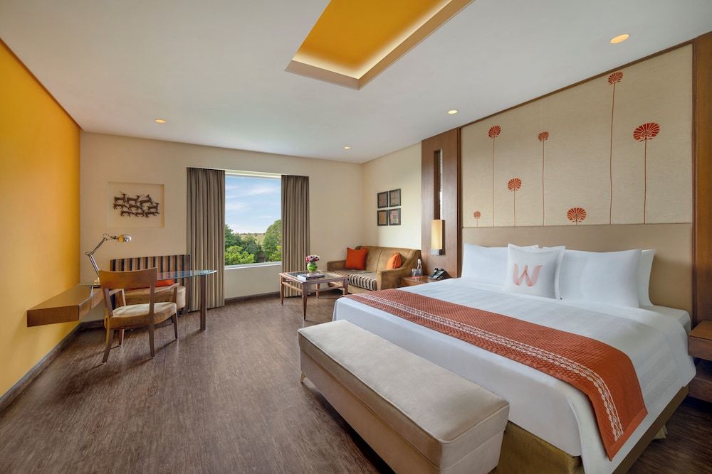 Twin/Double room - Queen bed - De Luxe