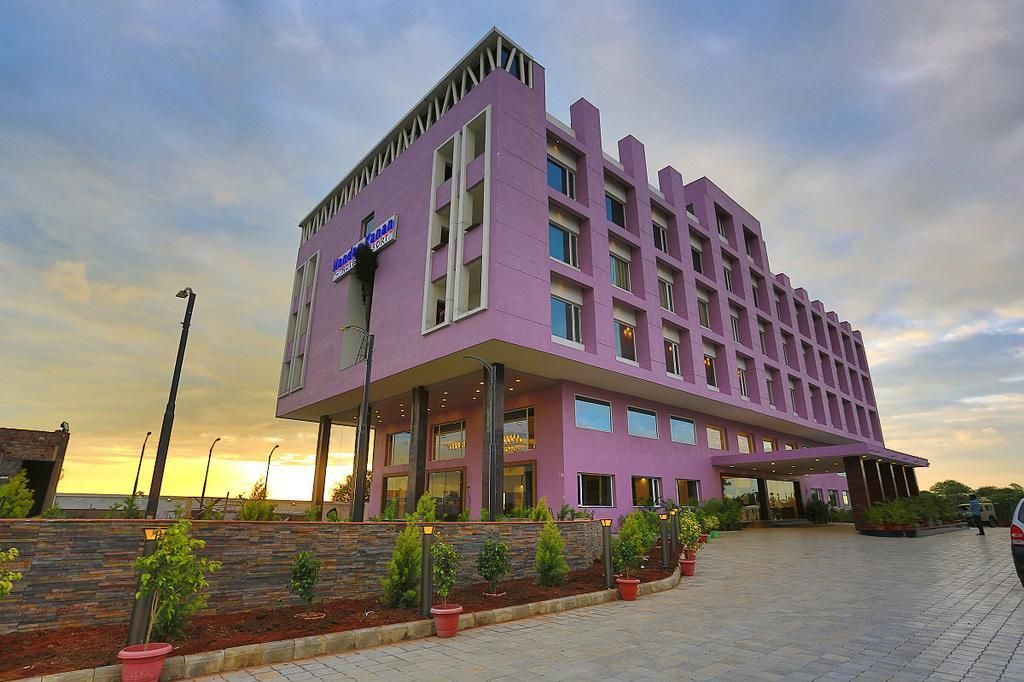Hotel Exterior