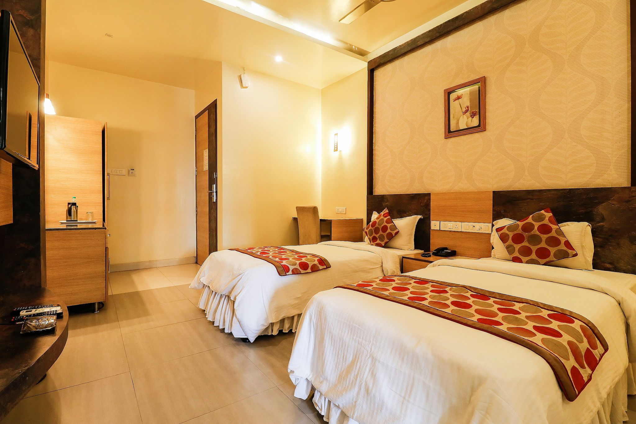 Buhari Royale Boutique Hotel Standard Room 6