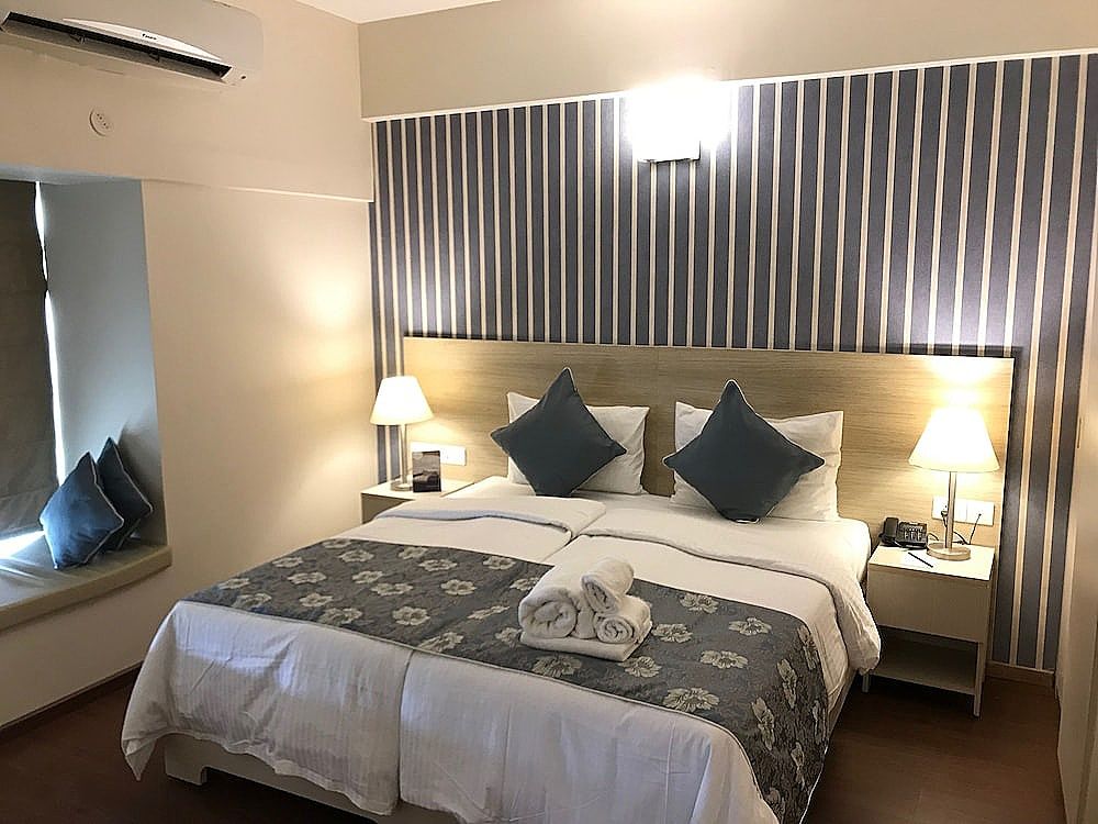 Starlit Suites Premium Studio 14