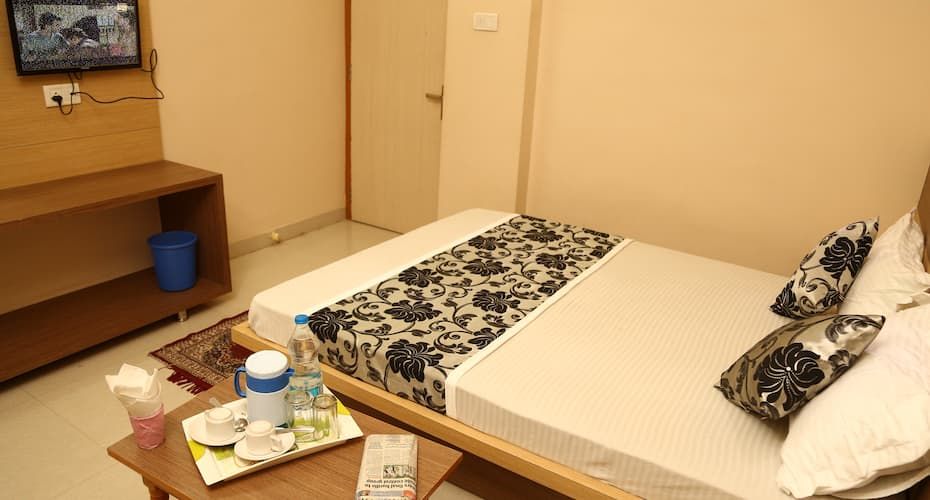 Hotel Ambika Deluxe AC Room 2