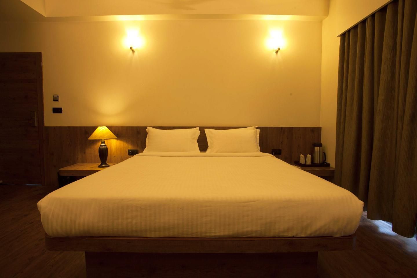 Hotel Aravali Deluxe AC 3