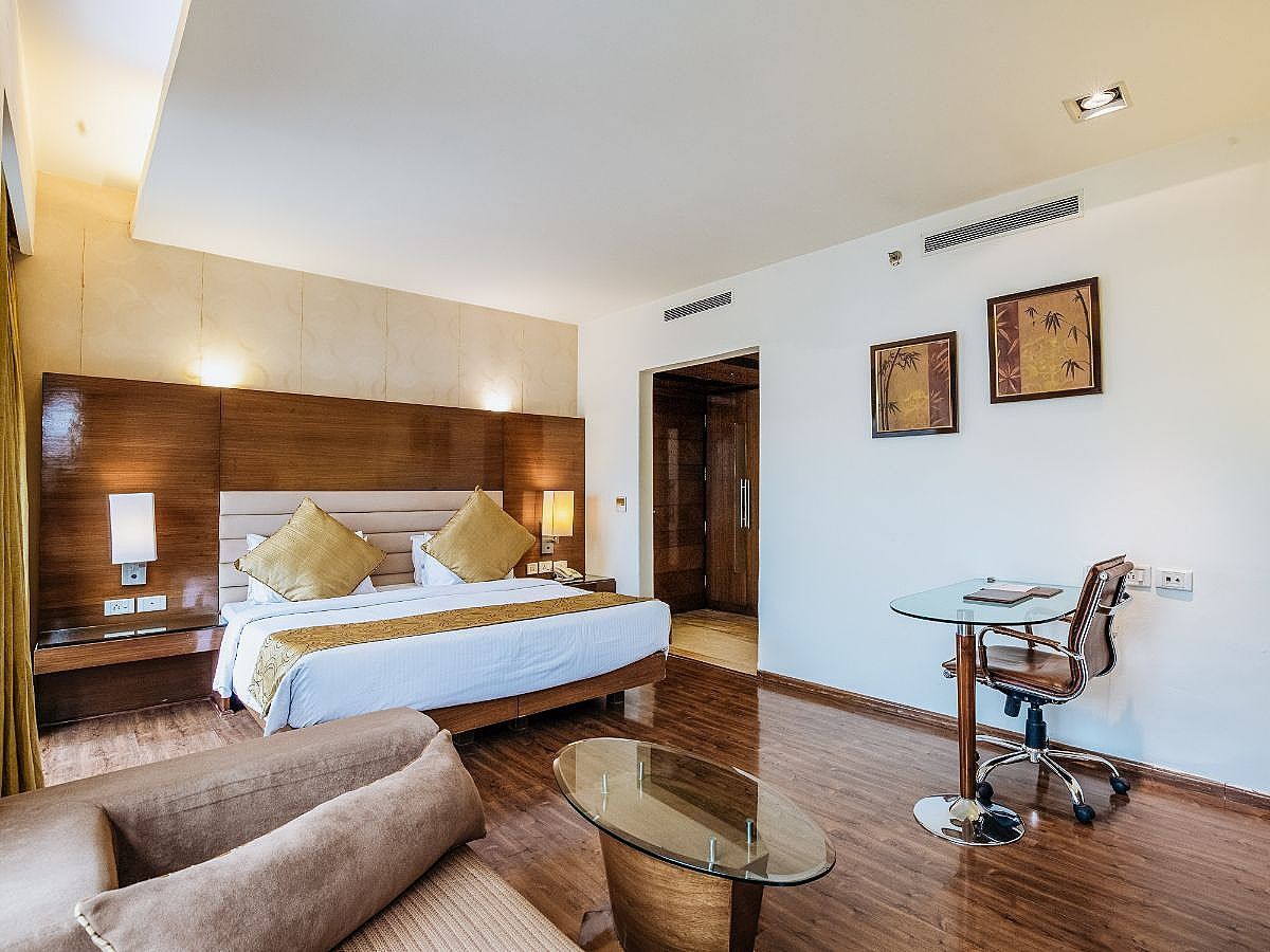 Indus Biznotel Executive Room 9
