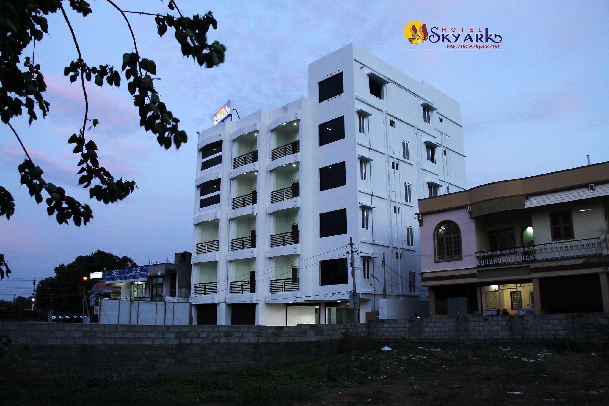 undefined Hotel Skyark 6