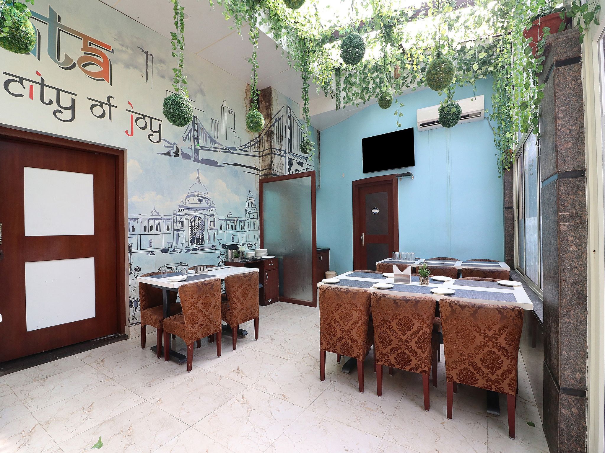 undefined Hotel Presidency Inn 4