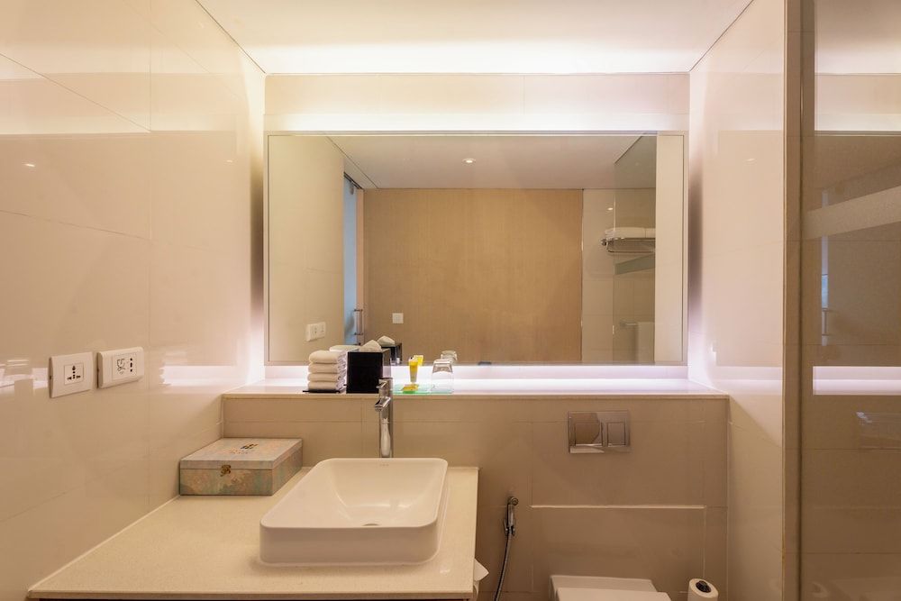 Hyatt Place Gurgaon Udyog Vihar Room (2 Twin Beds and 1 Sofa Bed) 5
