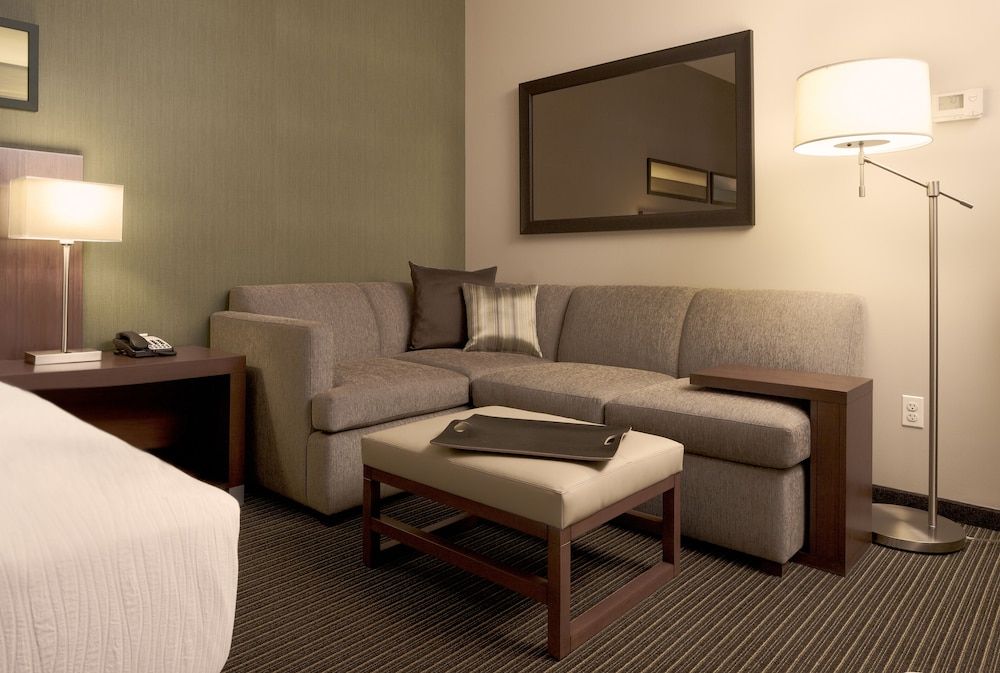 Hyatt Place Gurgaon Udyog Vihar Room (2 Twin Beds and 1 Sofa Bed) 11
