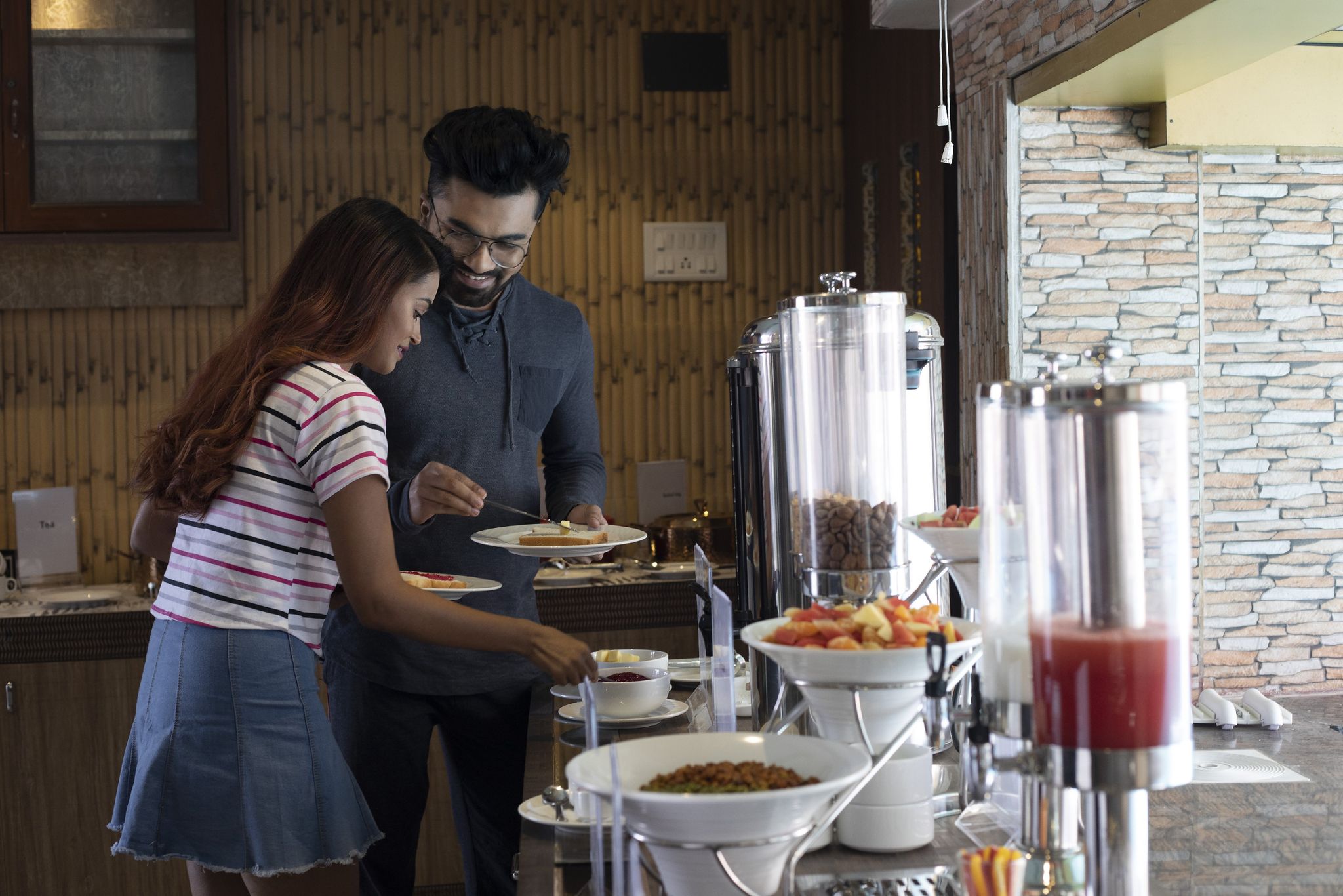 Food & Dining