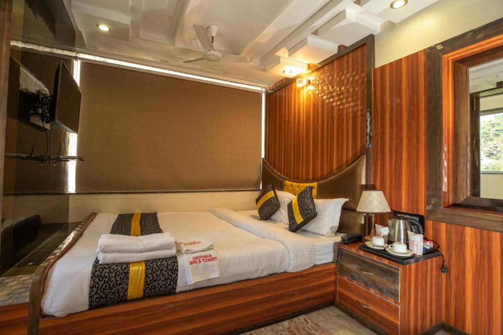 King Room with Balcony
