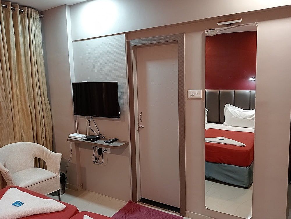 Landmark Asia Service Apartment Comfort Apartment, 1 Bedroom, Accessible, Courtyard View 6