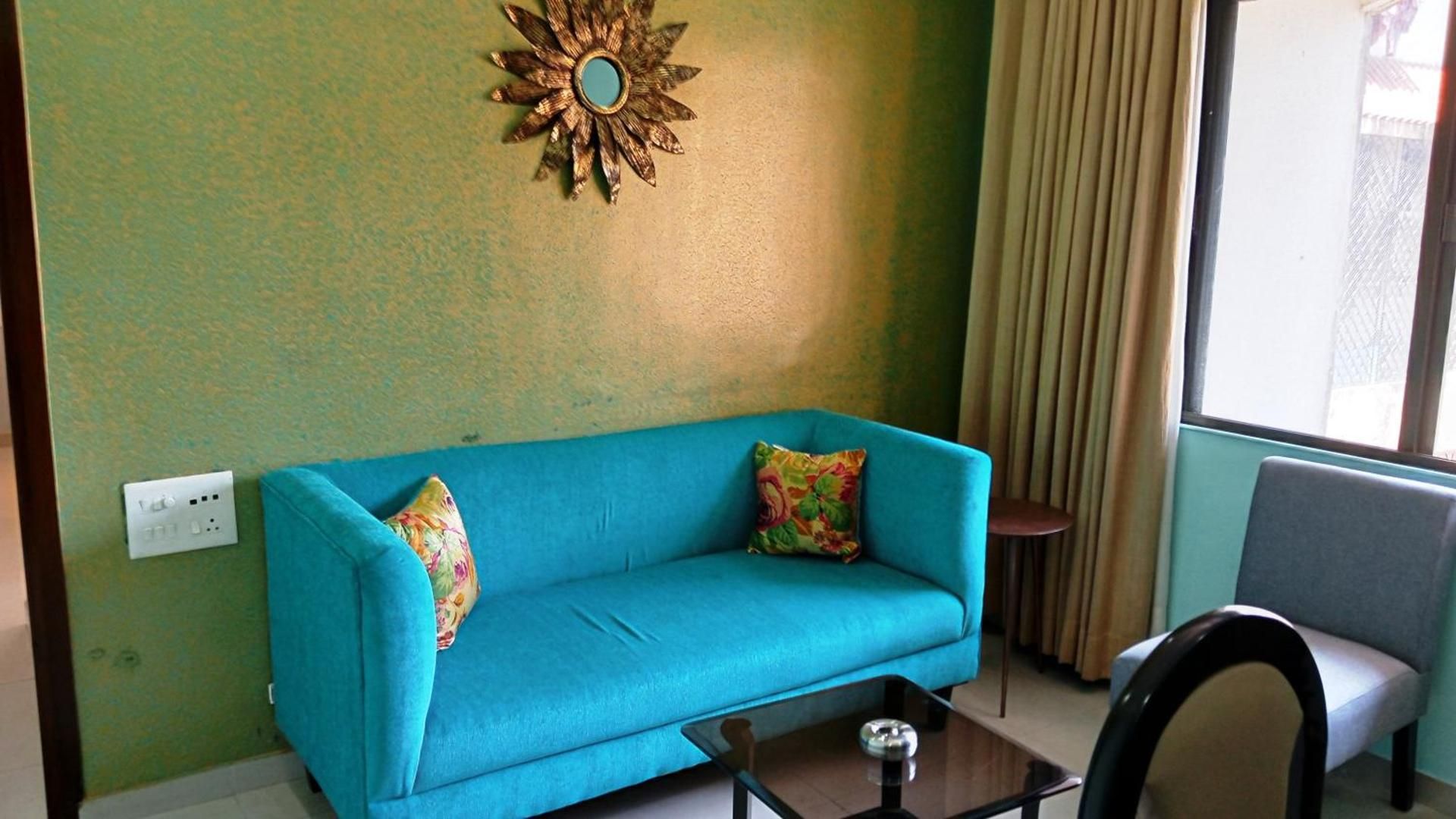 Deluxe Two Bedrooms Apartment with Courtyard View (No Window)