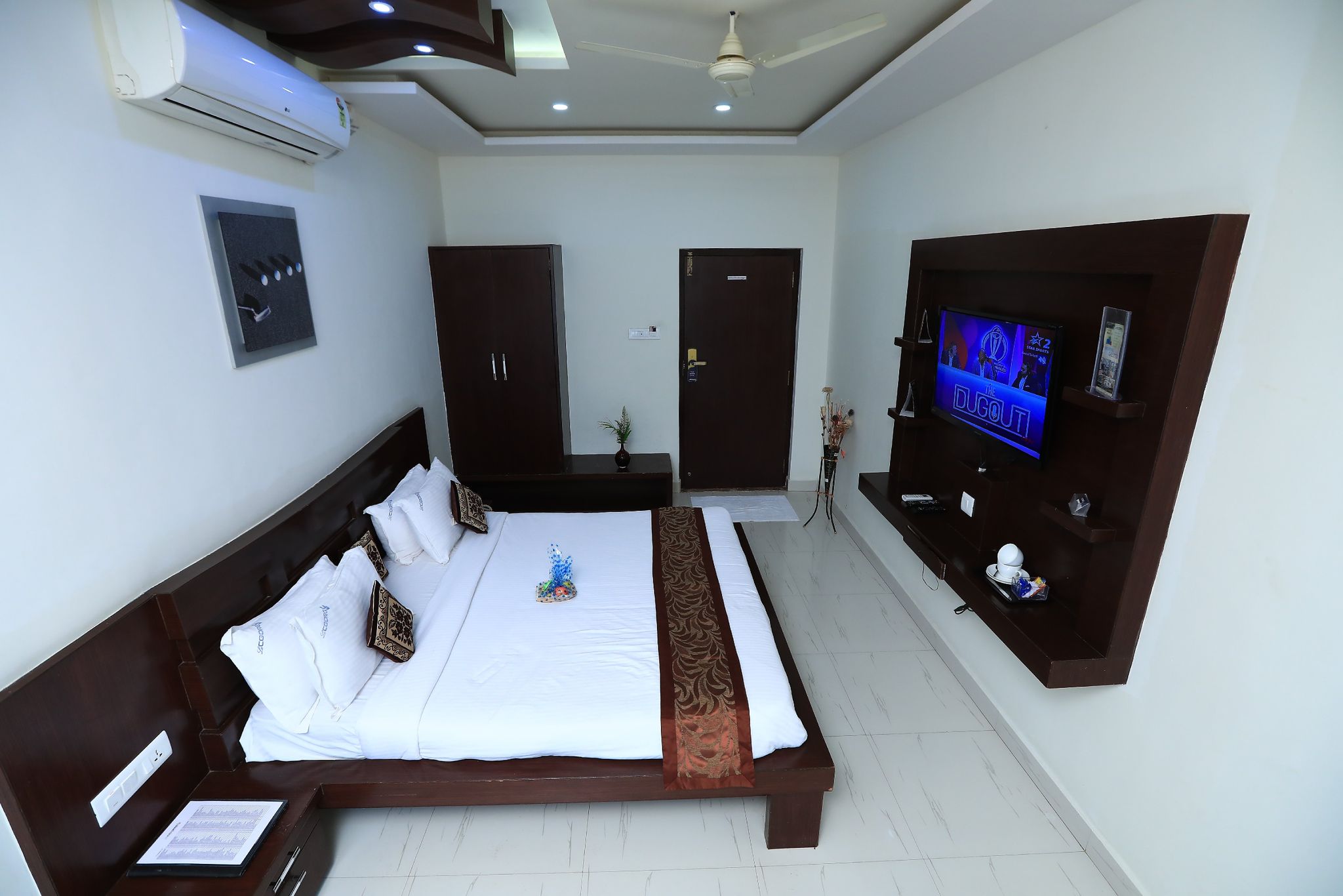 Hotel Le Coorg Super Deluxe NON AC 4