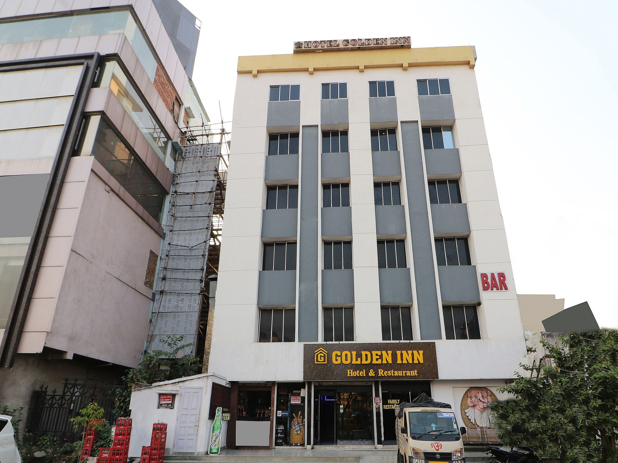 undefined Golden Inn 10