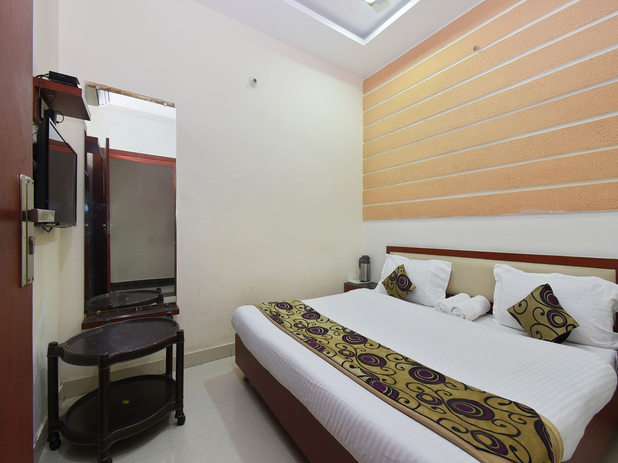 Standard Single Room Adhoc