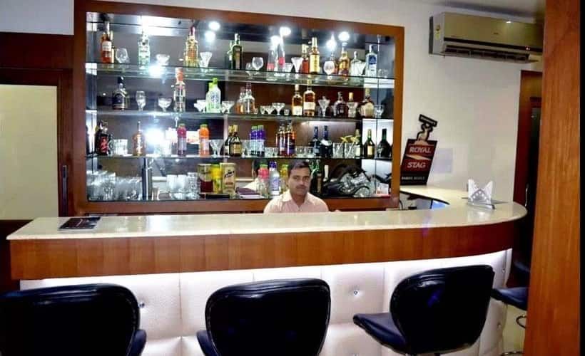 undefined Hotel Royal Inn 5