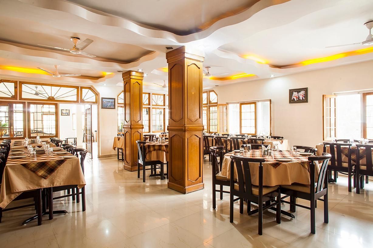 Food & Dining