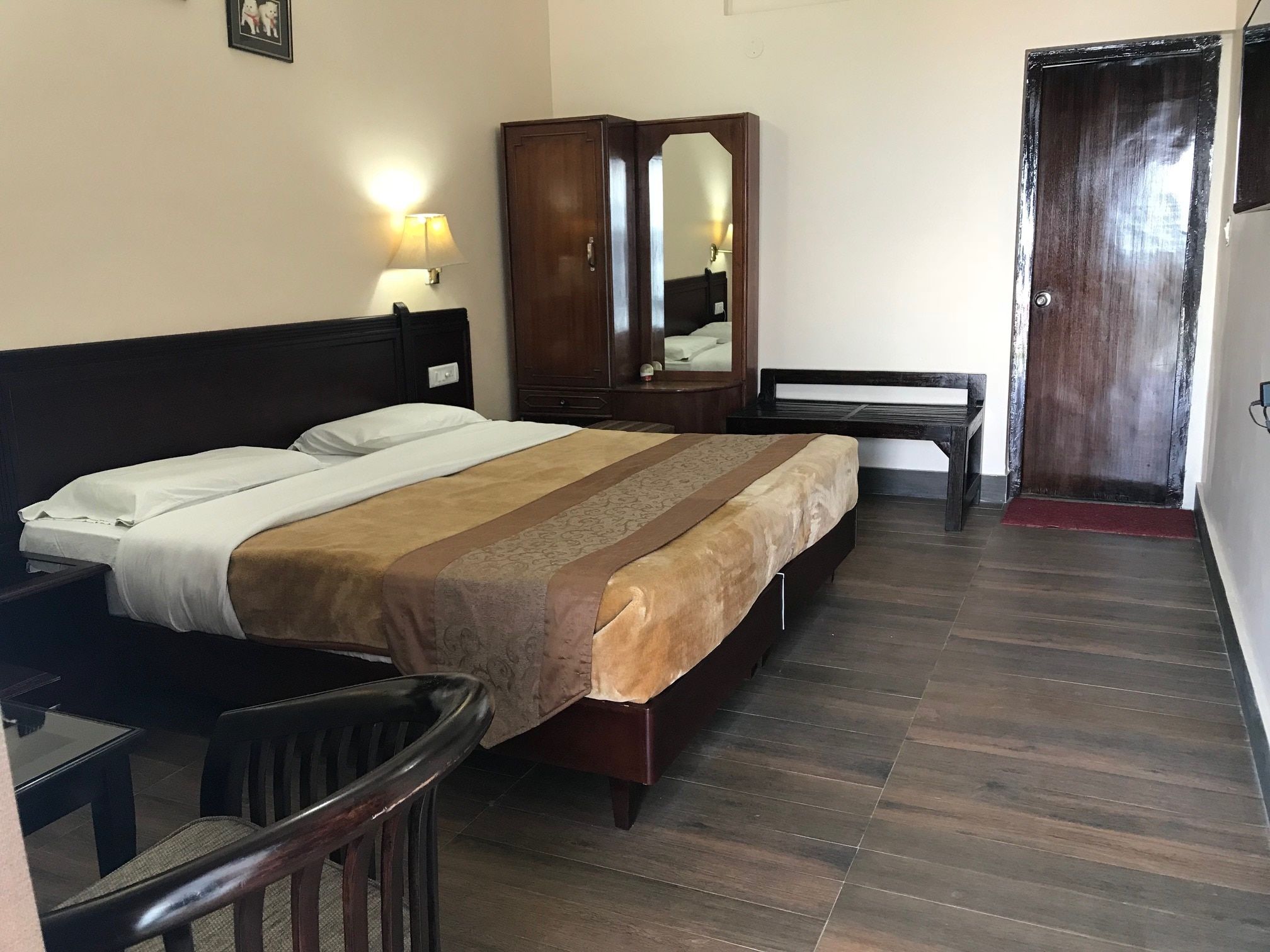 Krishna Mount View Mountain Resort Executive Room 3