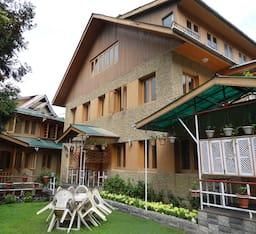 Hotel Madhuban Double Bed Single Room 2
