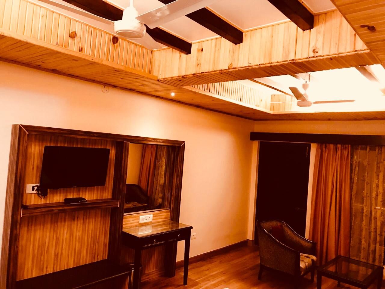 Hotel Krishna Luxury Room 14