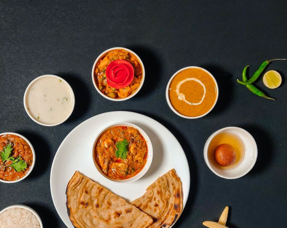 undefined OYO 16083 Athidi Grand 6