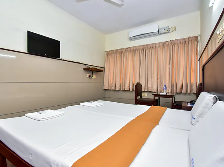 Double Bed Semi Deluxe - Non Ac